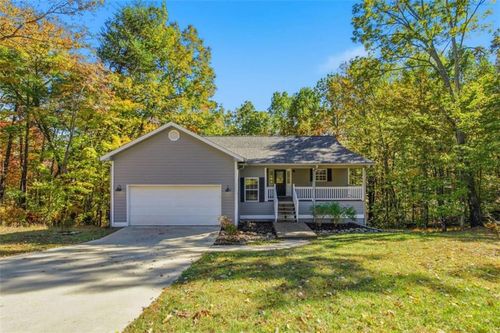 622 Spring Crest Rd, Cleveland, GA, 30528-1733 | Card Image
