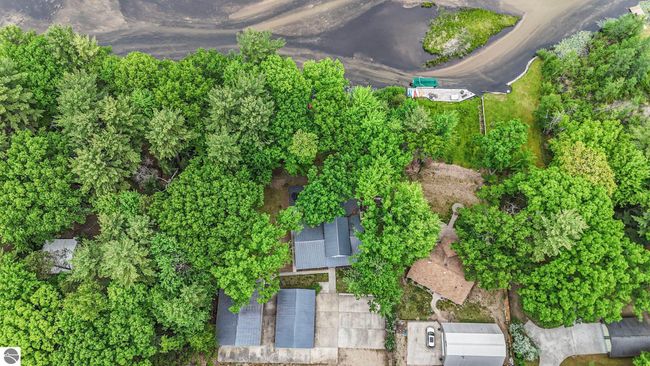 6836 Aarwood Trl Nw, House other with 4 bedrooms, 2 bathrooms and null parking in Rapid City MI | Image 74
