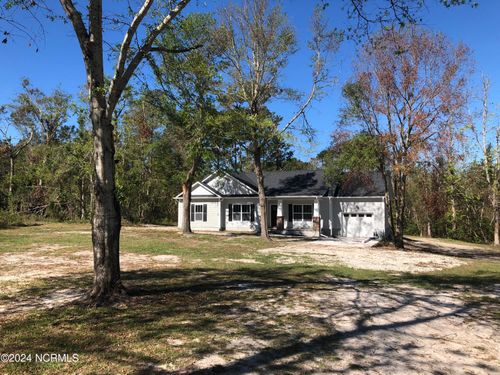 513 Peru Rd, Sneads Ferry, NC, 28460-6665 | Card Image