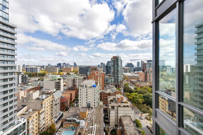 2006 - 33 Lombard St, Condo with 2 bedrooms, 2 bathrooms and 1 parking in Toronto ON | Image 20