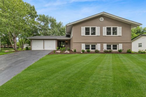 3239 Stillwell Ct, Woodridge, IL, 60517-1459 | Card Image