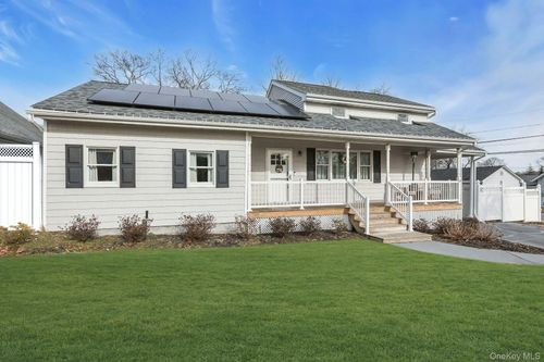 37 Weichers Ave, Ronkonkoma, NY, 11779-5215 | Card Image