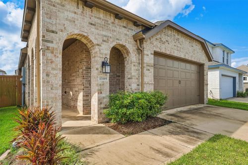 13109 Blue Flora Dr, Texas City, TX, 77568-1935 | Card Image