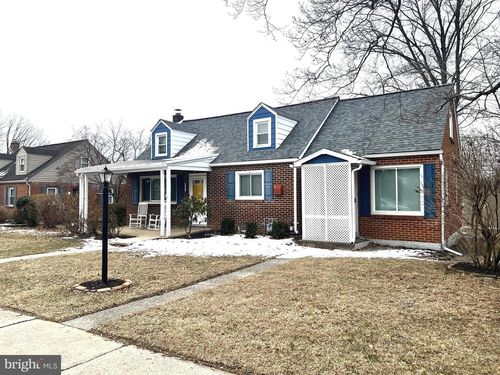 205 Linn St, HARRISBURG, PA, 17109-3913 | Card Image