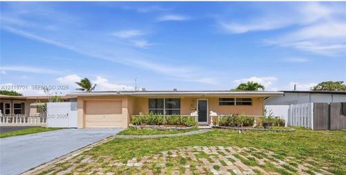 864-8641 Nw 25th Ct, Sunrise, FL, 33322 | Card Image