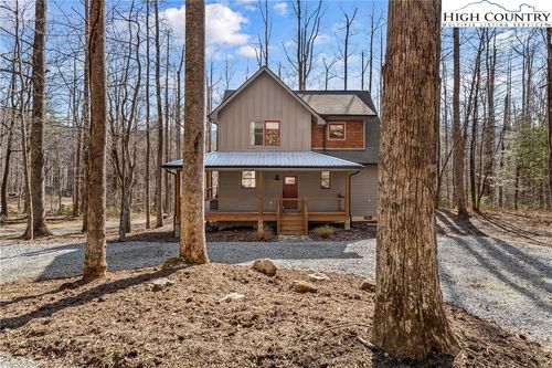 43 Clinchfield Gap Rd, Marion, NC, 28752-6831 | Card Image