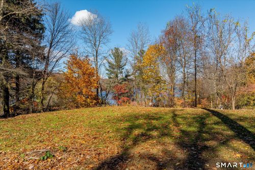 182 Baxter Rd, Woodstock, CT, 06281-3200 | Card Image