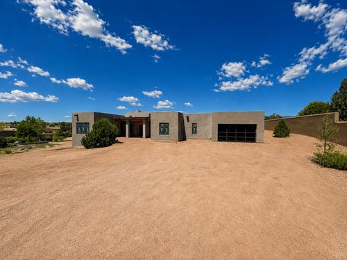 44 Paseo Aragon, Santa Fe, NM, 87506-2119 | Card Image