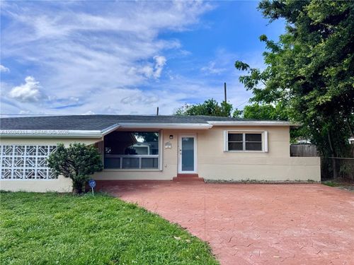 7711 Juniper St, Miramar, FL, 33023 | Card Image