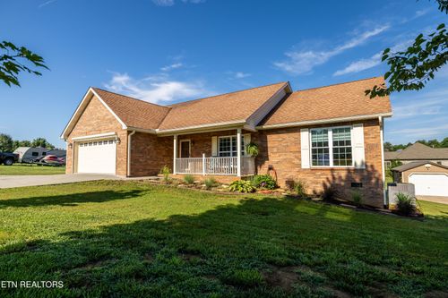 1903 Star Dust Way, Walland, TN, 37886-2098 | Card Image