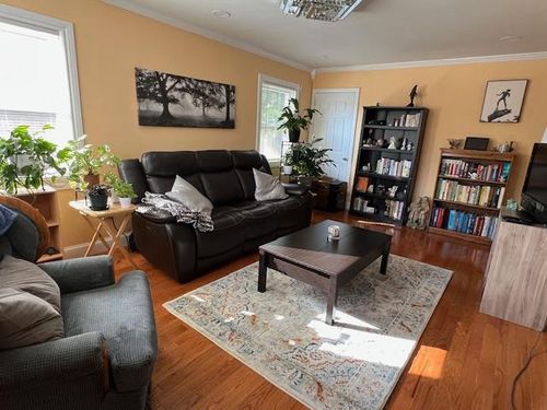 29 Fir St, Valley Stream, NY, 11580-5117 | Card Image