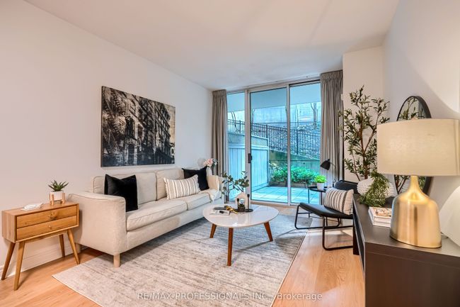 104 - 38 William Carson Cres, Condo with 2 bedrooms, 1 bathrooms and null parking in North York ON | Image 12