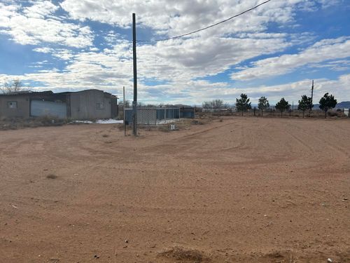 1 Dusty Rose Ln, Los Lunas, NM, 87031-7861 | Card Image