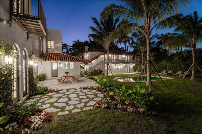1225 N Greenway Dr, House other with 5 bedrooms, 5 bathrooms and null parking in Coral Gables FL | Image 15