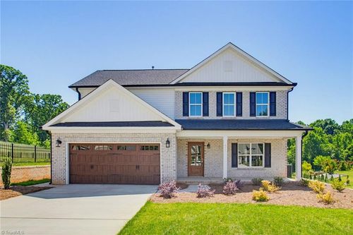 811 Gibb St, Winston-Salem, NC, 27106-6308 | Card Image