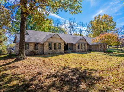 5407 E Mission Boulevard, House other with 4 bedrooms, 3 bathrooms and null parking in Fayetteville AR | Image 3