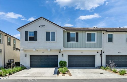 91-4230 S Hibiscus Paseo, Ontario, CA, 91761-2668 | Card Image