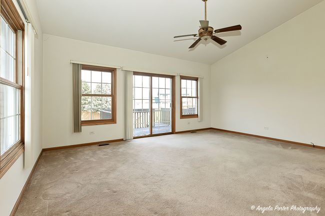 5832 Fieldstone Trl, Townhouse with 2 bedrooms, 4 bathrooms and 2 parking in MCHENRY IL | Image 6