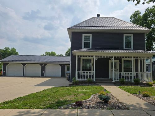 208 W Spring St, Strawberry Point, IA, 52076-9602 | Card Image