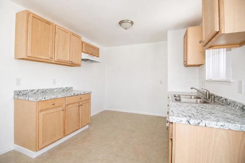 66145 4th St, Desert Hot Springs, CA, 92240-3101 | Card Image