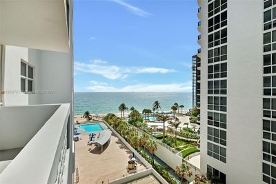 7D - 4250 Galt Ocean Dr, Condo with 1 bedrooms, 1 bathrooms and null parking in Fort Lauderdale FL | Image 2