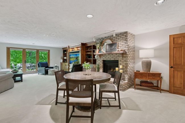1405 W Farm Rd, House other with 5 bedrooms, 5 bathrooms and null parking in Chaska MN | Image 56