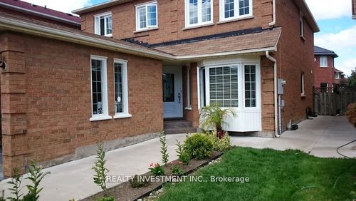 5770 Prairie Cir, Mississauga, ON, L5N6B4 | Card Image