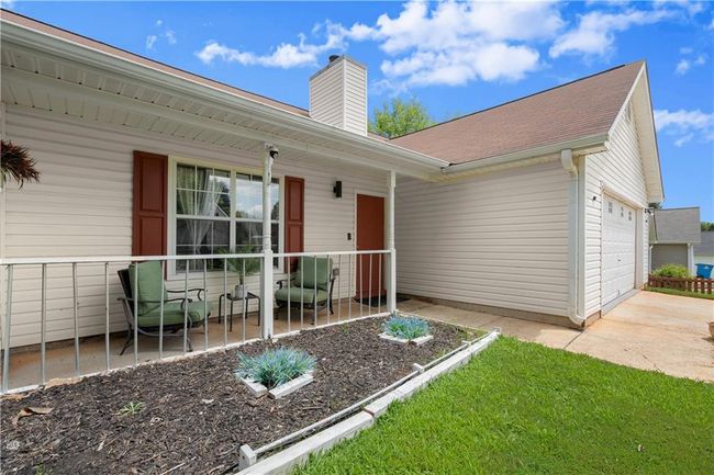 7030 Kingston Ln, House other with 3 bedrooms, 2 bathrooms and null parking in Mcdonough GA | Image 4