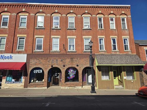 40 &amp; 50 W Main Street, Platteville, WI, 53818 | Card Image