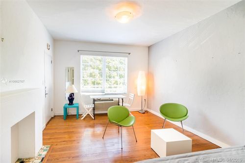 741 15th St, Miami Beach, FL, 33139-3567 | Card Image