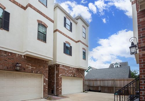 unit-c-1404 W 26th St, Houston, TX, 77008-2836 | Card Image