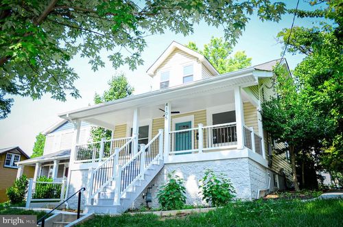 4105 30th St, MOUNT RAINIER, MD, 20712-1835 | Card Image