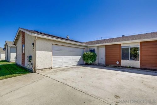 648 Trenton St, El Cajon, CA, 92019-1029 | Card Image
