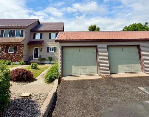 56 Set Pt, Plattsburgh, NY, 12901-1773 | Card Image