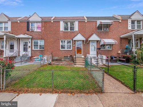 819 2nd Ave, BRISTOL, PA, 19007-3217 | Card Image
