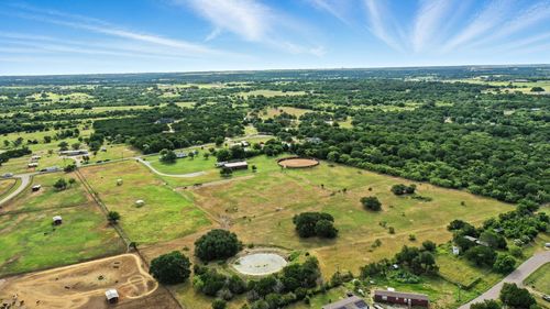 736 Lands Way Rd, Weatherford, TX, 76087-5300 | Card Image