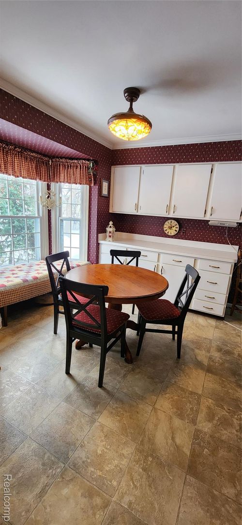 45524 Woodleigh Way, Plymouth, MI, 48170-3622 | Card Image