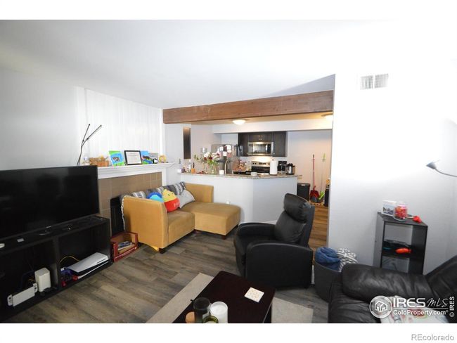 livingroom | Image 4