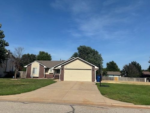 1814 S Shefford Cir, Wichita, KS, 67209-1274 | Card Image