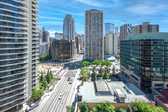 1305 - 650 10 St Sw, Condo with 2 bedrooms, 2 bathrooms and 1 parking in Calgary AB | Image 24