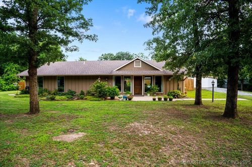 417394 E 1145 Rd, Eufaula, OK, 74432-3499 | Card Image