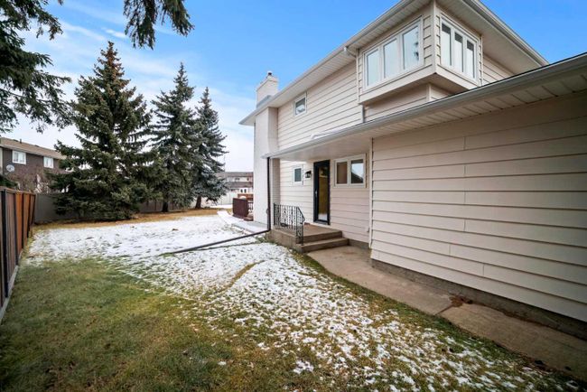 6919 42 Avenue, Home with 5 bedrooms, 3 bathrooms and 2 parking in Camrose AB | Image 29