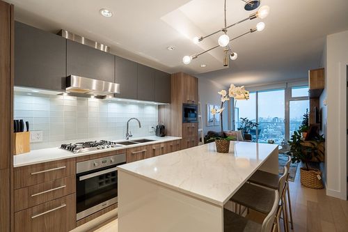 1106-4638 Gladstone St, Vancouver, BC, V5N0G5 | Card Image