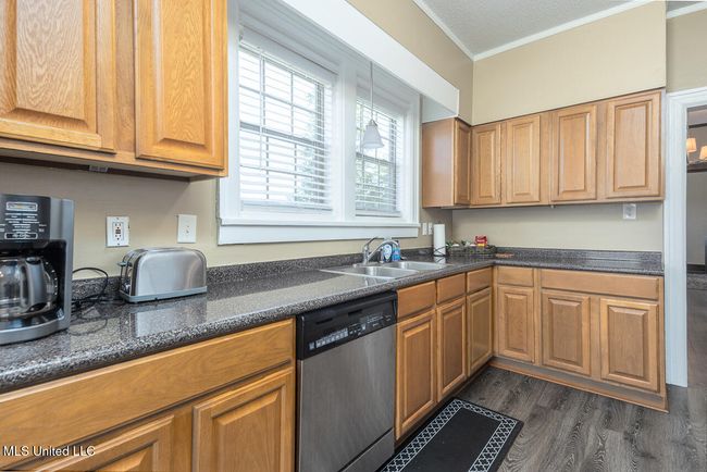 Hwy178-14-kitchen 2 | Image 8