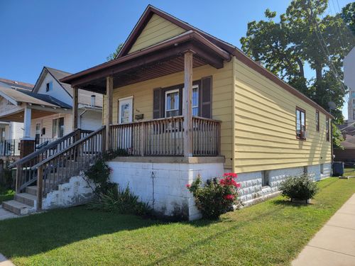1004 Myrtle Ave, Whiting, IN, 46394-1329 | Card Image