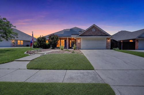 930 Royal Oak Ln, Burleson, TX, 76028 | Card Image
