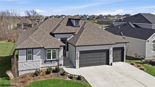 17235 Allman Rd, Olathe, KS, 66062-7542 | Card Image