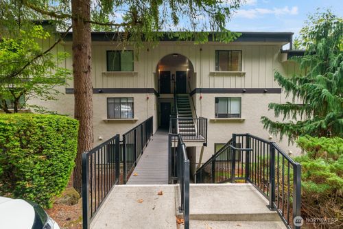 unit-k33-12744 Ne 116th Ln, Kirkland, WA, 98034-8428 | Card Image
