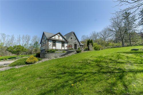 40 Hon Falls 5 Pts Road, Rush, NY, 14543 | Card Image