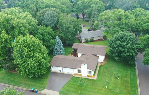 12724 Portland Ct, Burnsville, MN, 55337-3523 | Card Image